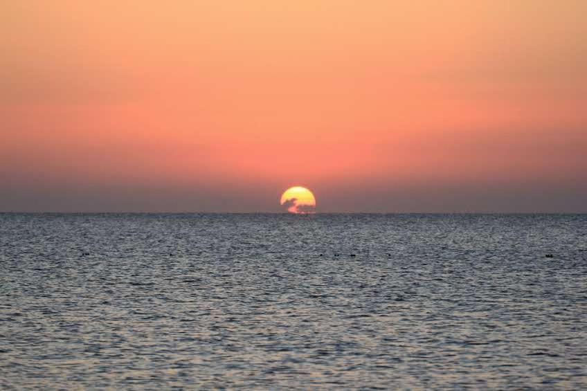 Long Beach Holiday Apartments Trikomo Екстериор снимка
