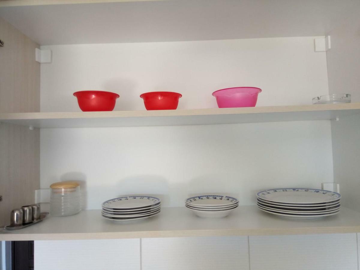 Long Beach Holiday Apartments Trikomo Екстериор снимка