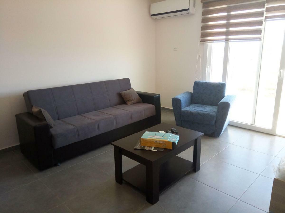Long Beach Holiday Apartments Trikomo Екстериор снимка