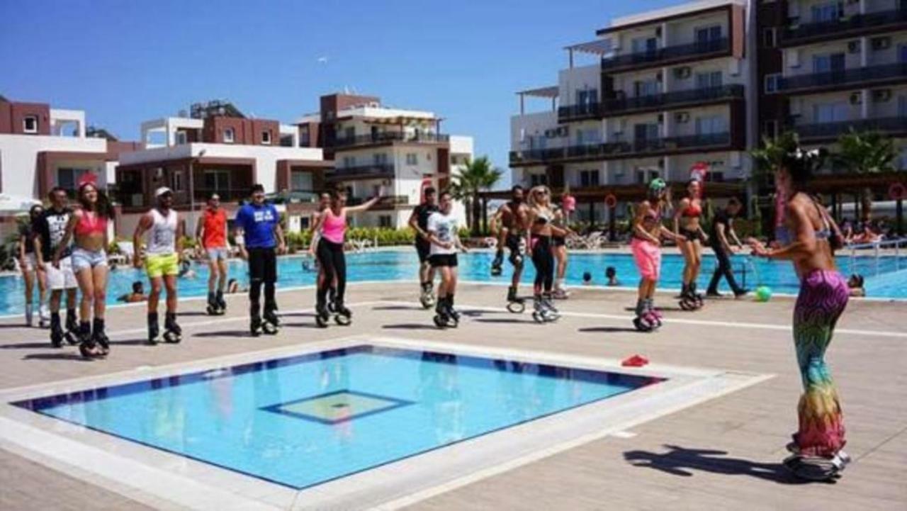 Long Beach Holiday Apartments Trikomo Екстериор снимка